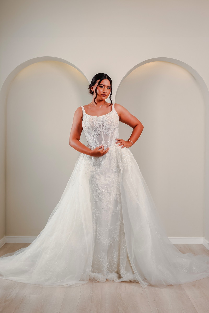 Vestido de Noiva com Sobressaia em Tule - Imagem 2