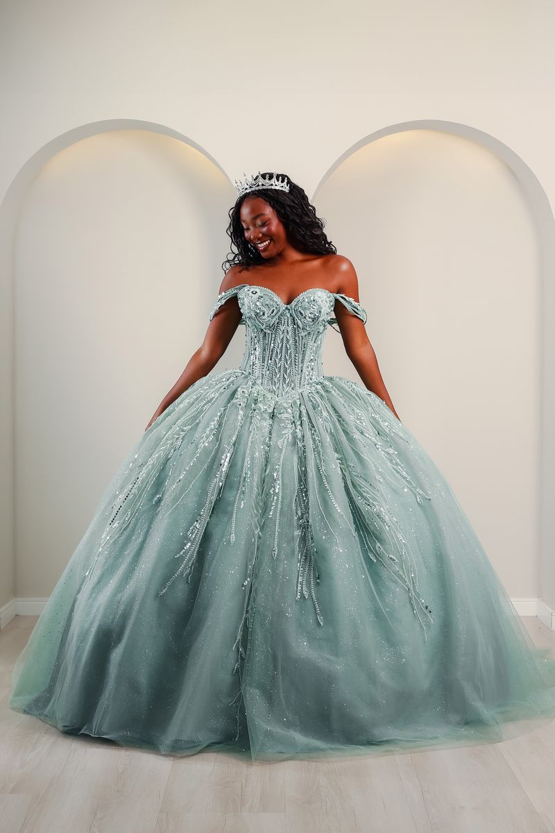 Vestido de Debutante Verde Acinzentado com Saia Princesa e Bordados - Imagem 2