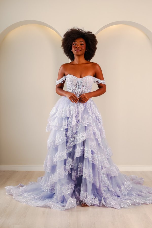 Vestido de Debutante Roxo Princesa com Renda